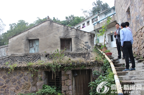 区领导赴鹿西调研“大拆大整”工作