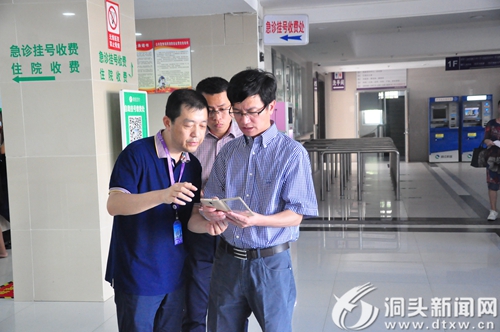 王蛟虎督查我区全国文明城市复评迎检工作