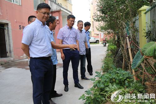 区领导督查全国文明城市复评迎检工作