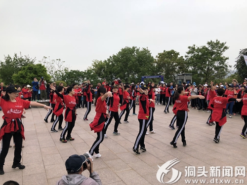 “我爱诗画浙江大型全民公益毅行活动”走进洞头