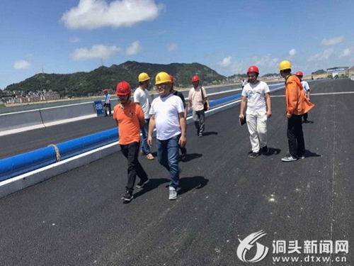 我区海景桥桥梁工程创市标化第三阶段通过验收