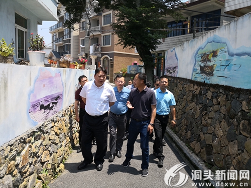 温州市委政法委赴霓屿街道调研重点工作