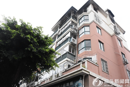 洞头一小区凌晨发生火灾  各方紧急联动救灾