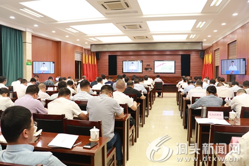 力夺高分答卷 全市乡镇街道上阵“六比竞赛”大擂台