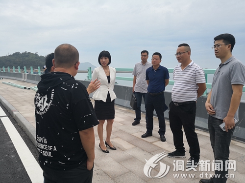 区领导带队督查我区无欠薪区创建工作
