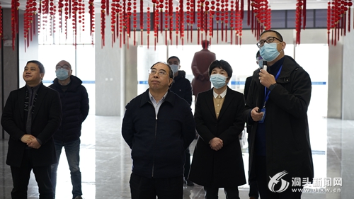 省发改委副主任翁建荣一行来我区调研