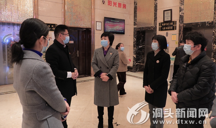 林霞等区领导开展节前安全生产及疫情防控检查