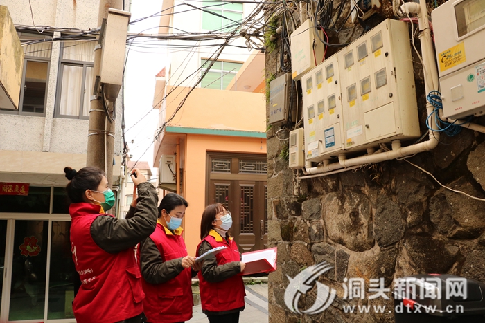 区供电公司“海霞”电力服务返乡人员安全温暖过冬