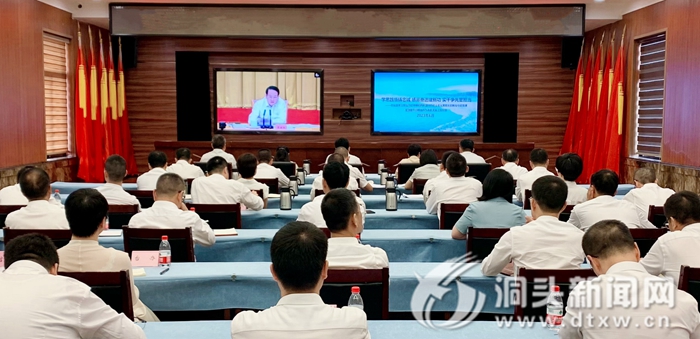 浙江省委主题教育专题党课暨激励干部担当作为表彰大会举行