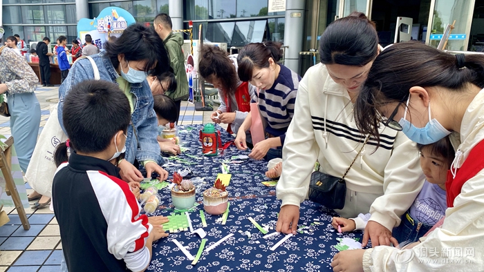 书香飘万家 共筑强国梦 2024年温州市家庭亲子阅读行动暨“书香洞头”全民阅读启动仪式举行