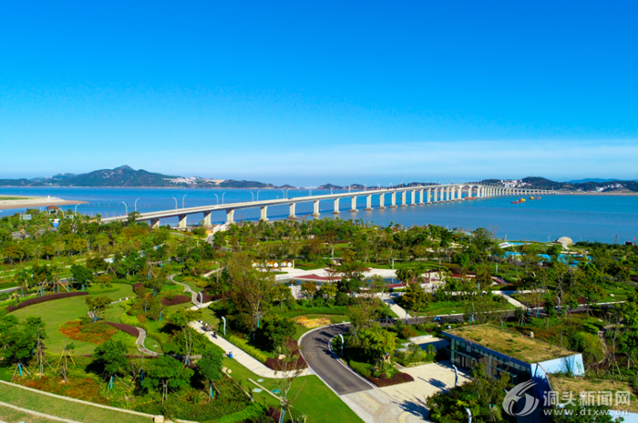 ���ϻ�԰��ȫ��ɽ��ح԰������Լ����ͷ5��һ����������·�����ˣ�